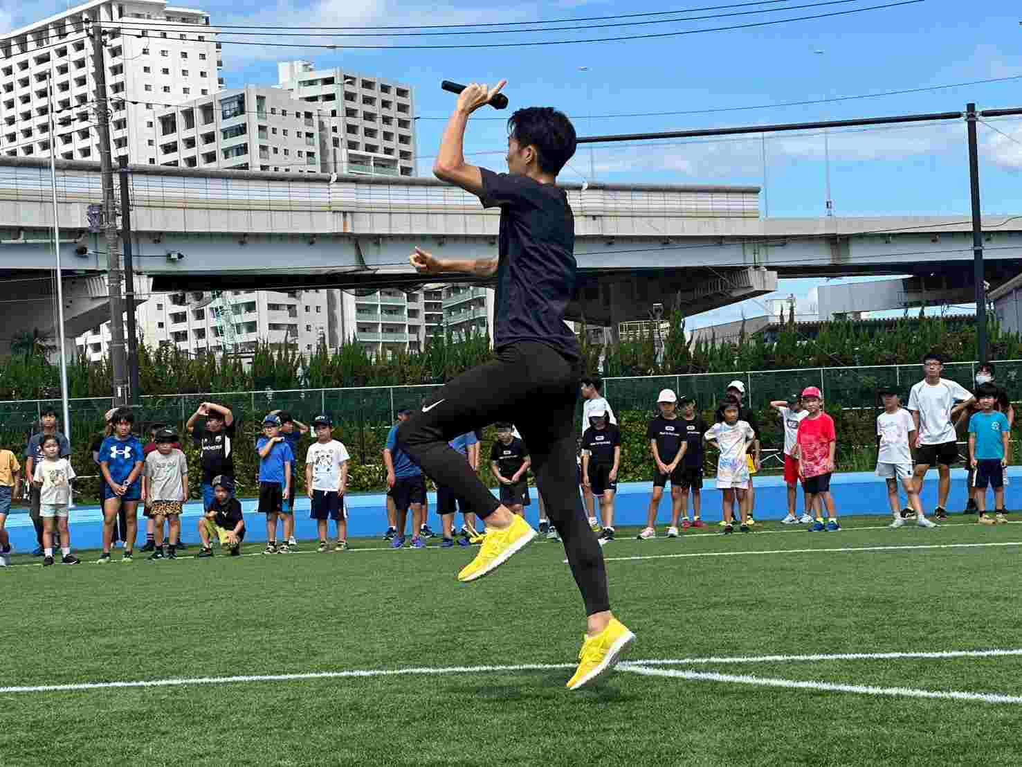 芦田創選手からデモンストレーションも交えて、丁寧に教えて頂きました。